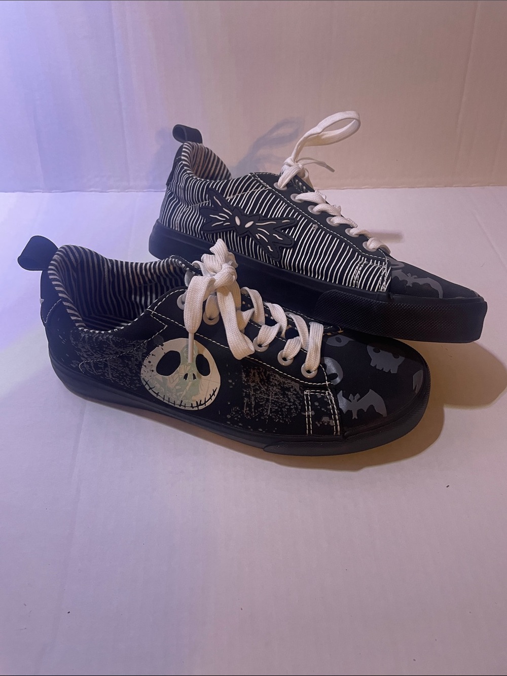 Black Ladies' Jack Skellington Graphic Lace-Up Sneakers